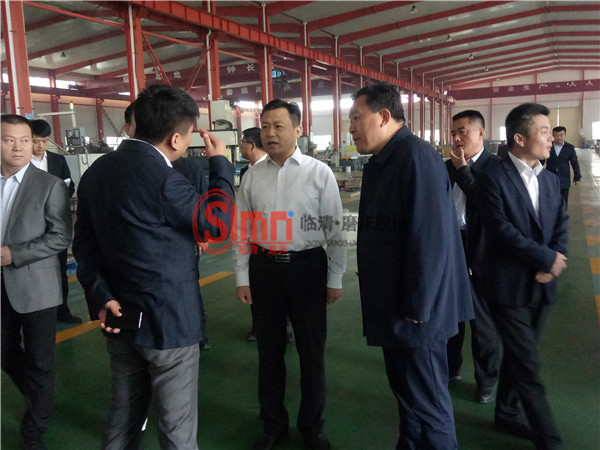 臨清市委書記何憲卓參觀指導